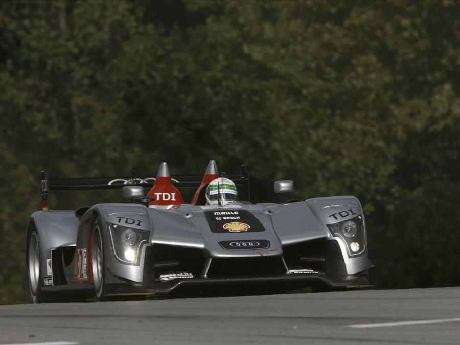  Audi R15 TDI 2009 года  (фото 42 из 78)